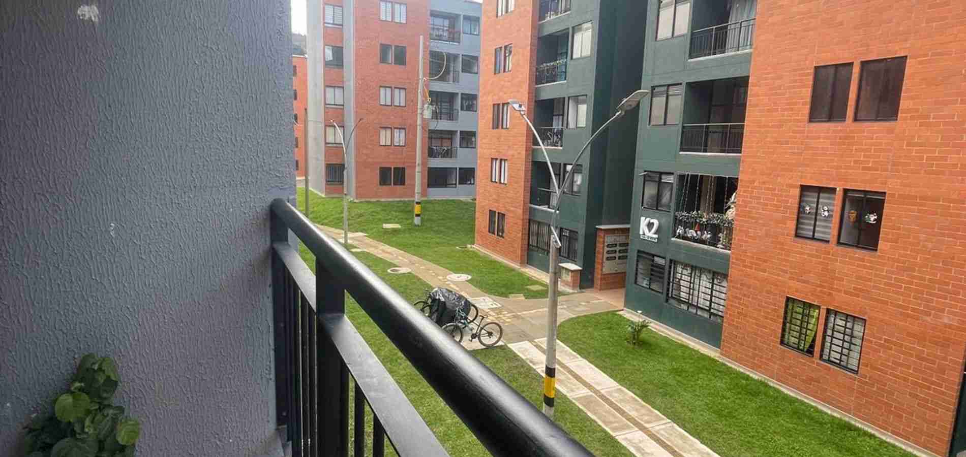 Apartamento de 3 Alcobas en La Ceja con vista al parque inte-1