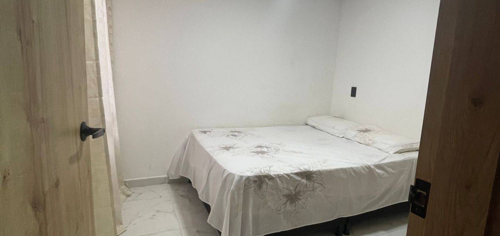 Apartamento de 3 Alcobas en La Ceja con vista al parque inte-3