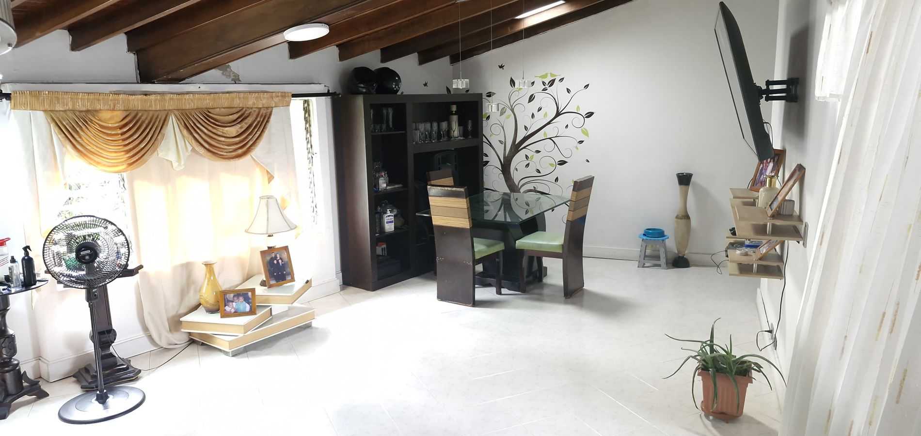 Apartamento en venta en Laureles, Medellín-0
