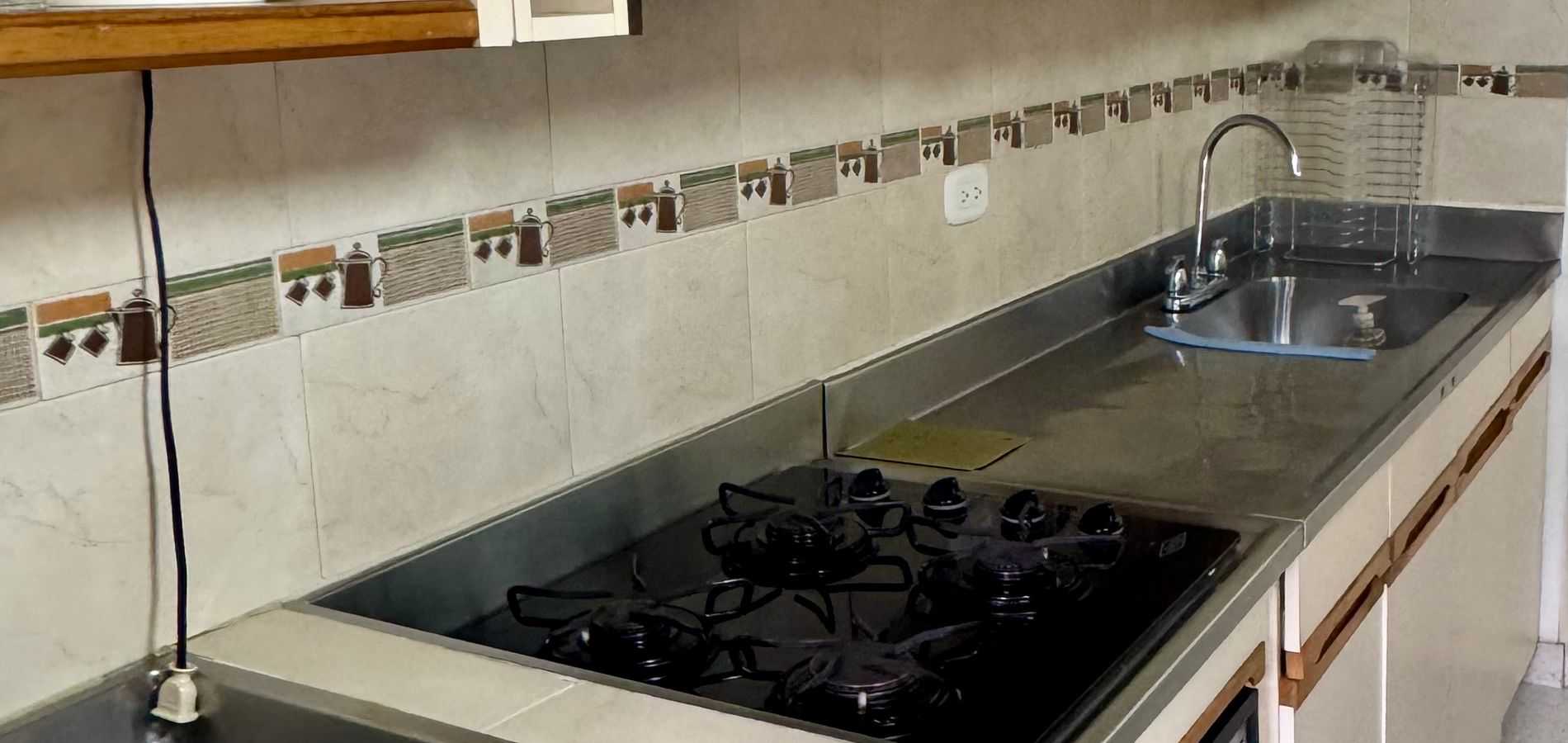 Apartamento en venta en El Poblado, Medellín-0