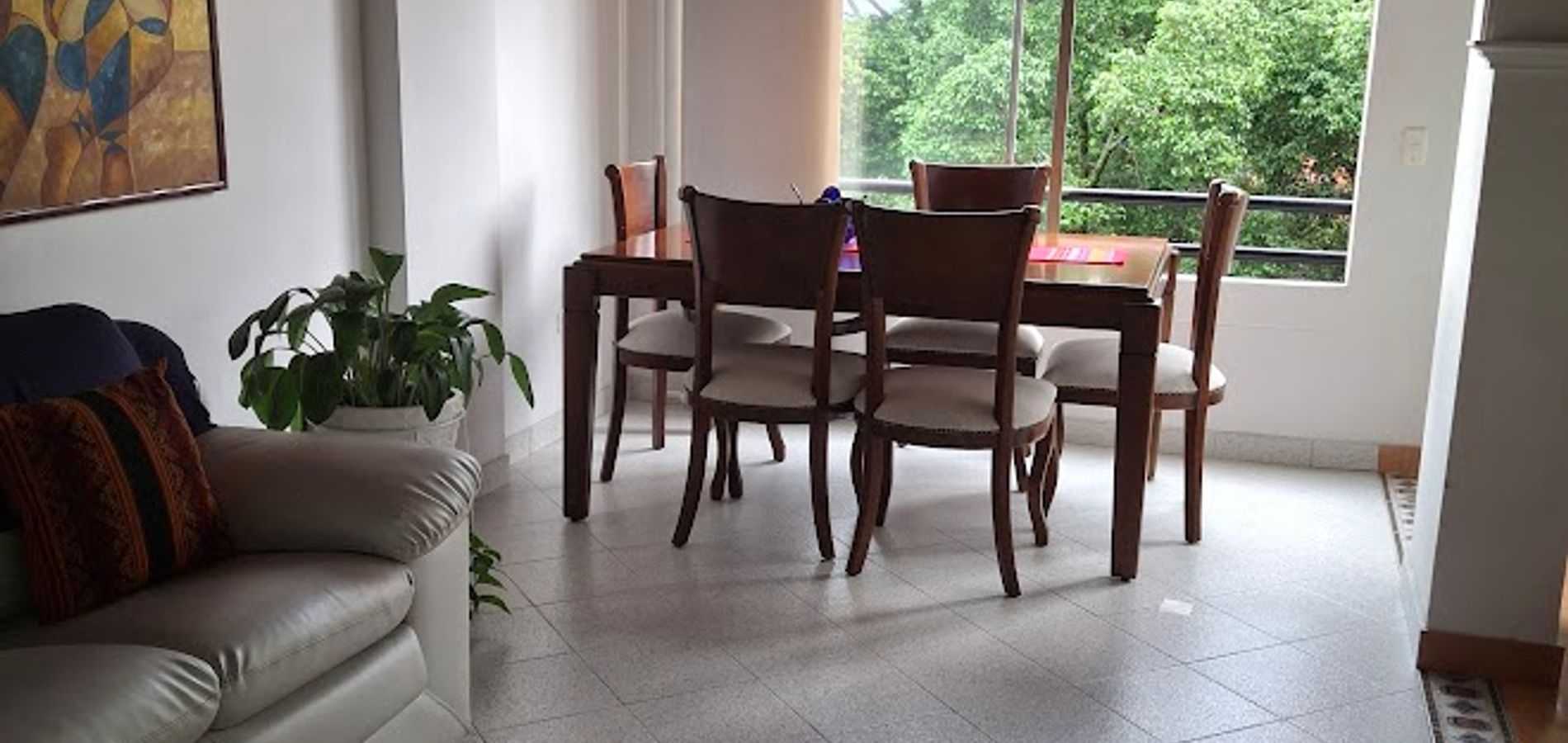 Apartamento en venta en El Poblado, Medellín-1