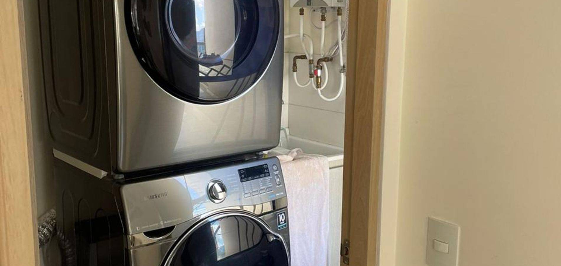 Apartamento moderno en venta en con terraza en la Loma de La-3