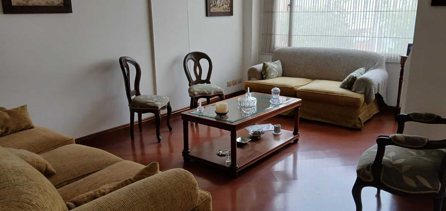 Apartamento en venta en Nicolás de Federmán 4 Habitaciones-0