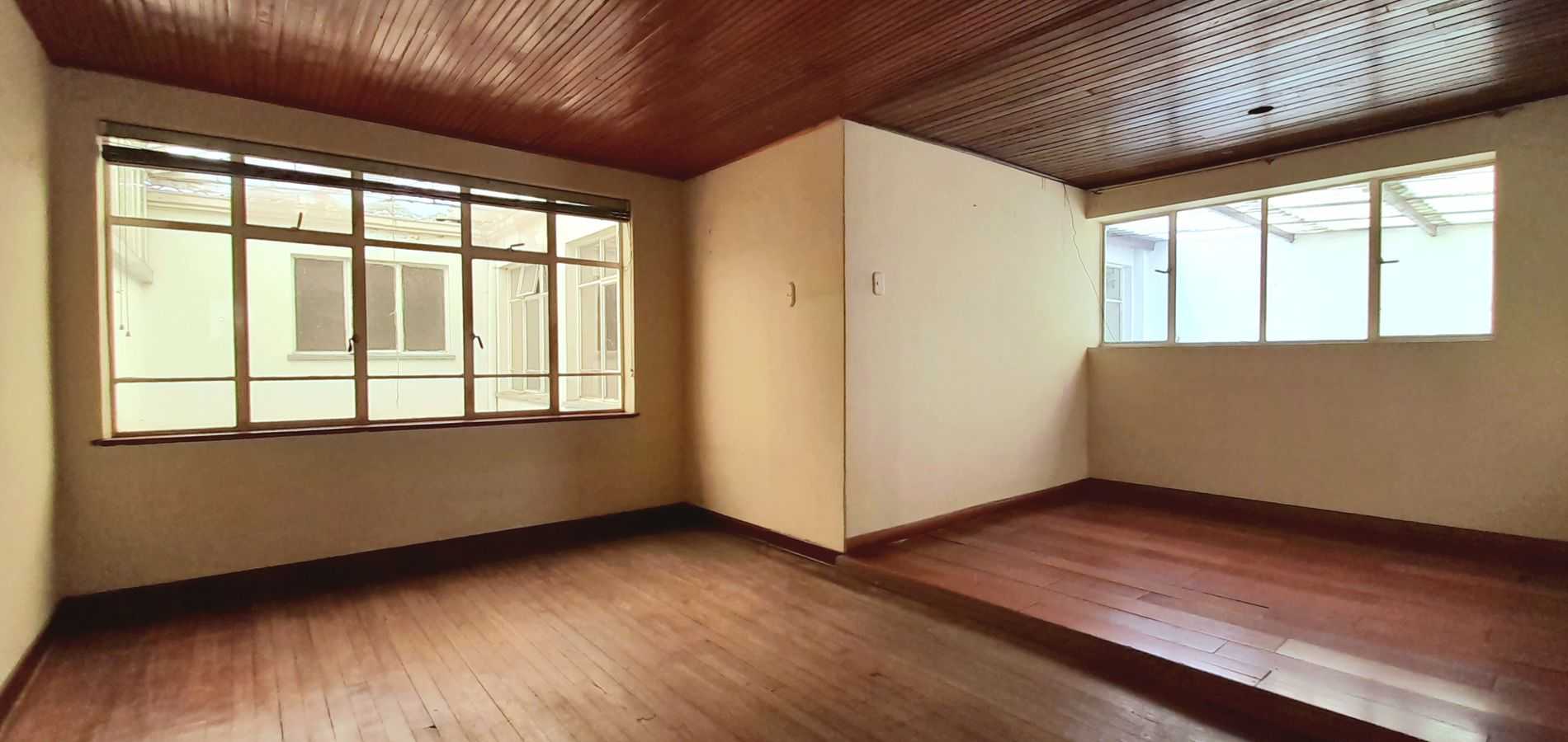 Casa en venta en Bogotá-2