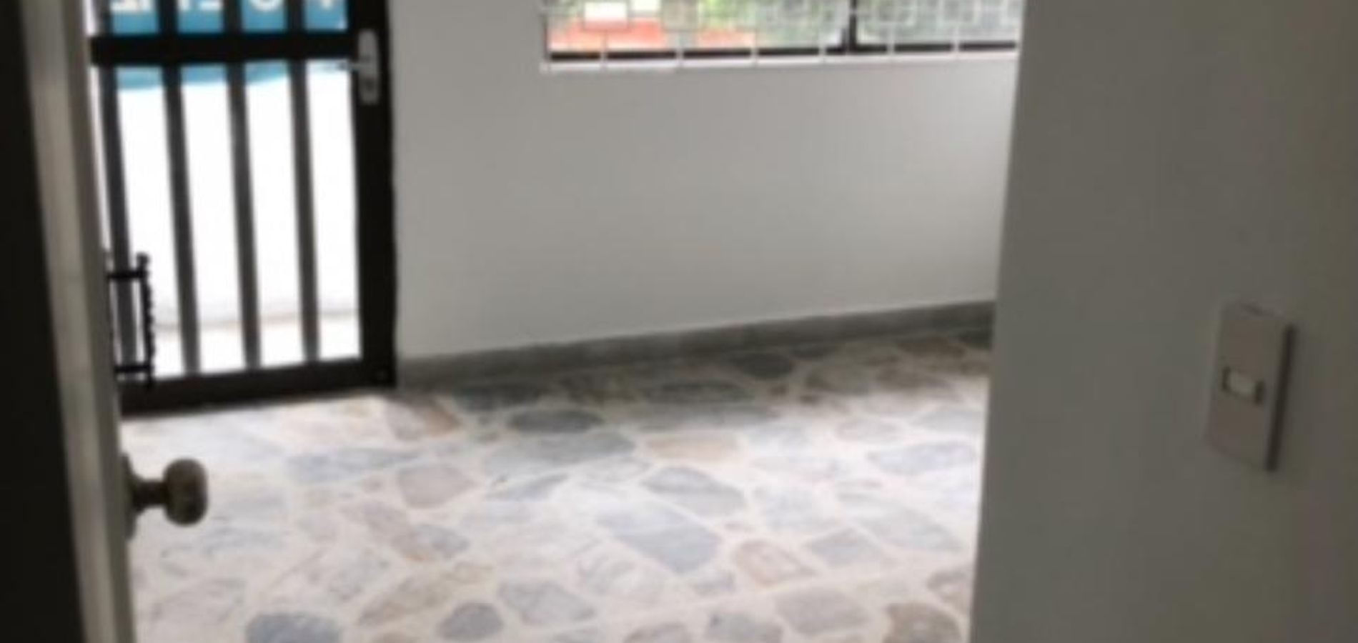 VENTA DE APTO EN CONQUISTADORES-3