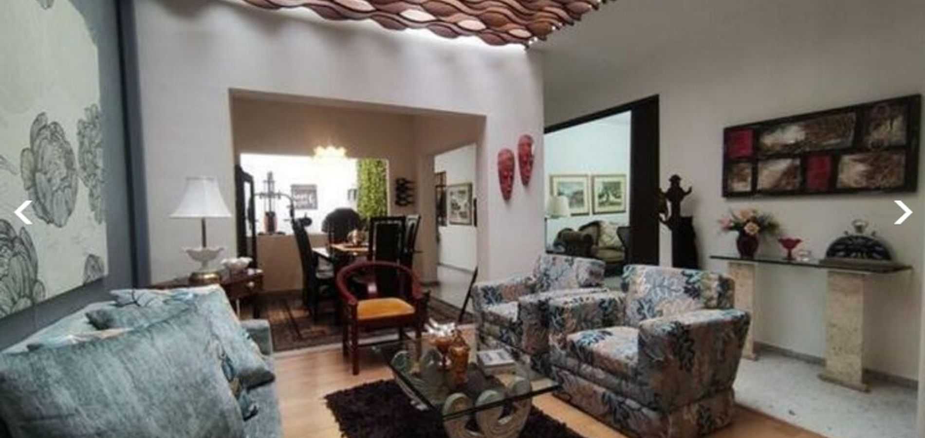 Casa en venta en Laureles, Medellín-0