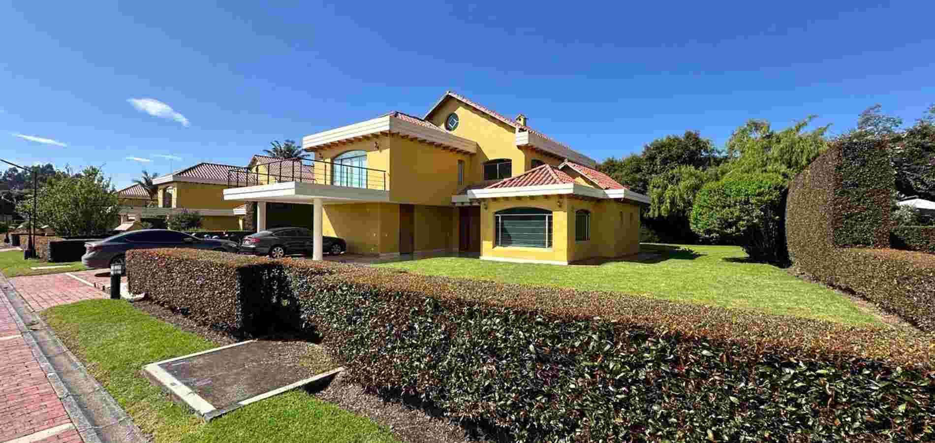 Hermosa casa campestre en venta Cota Cundinamarca-0