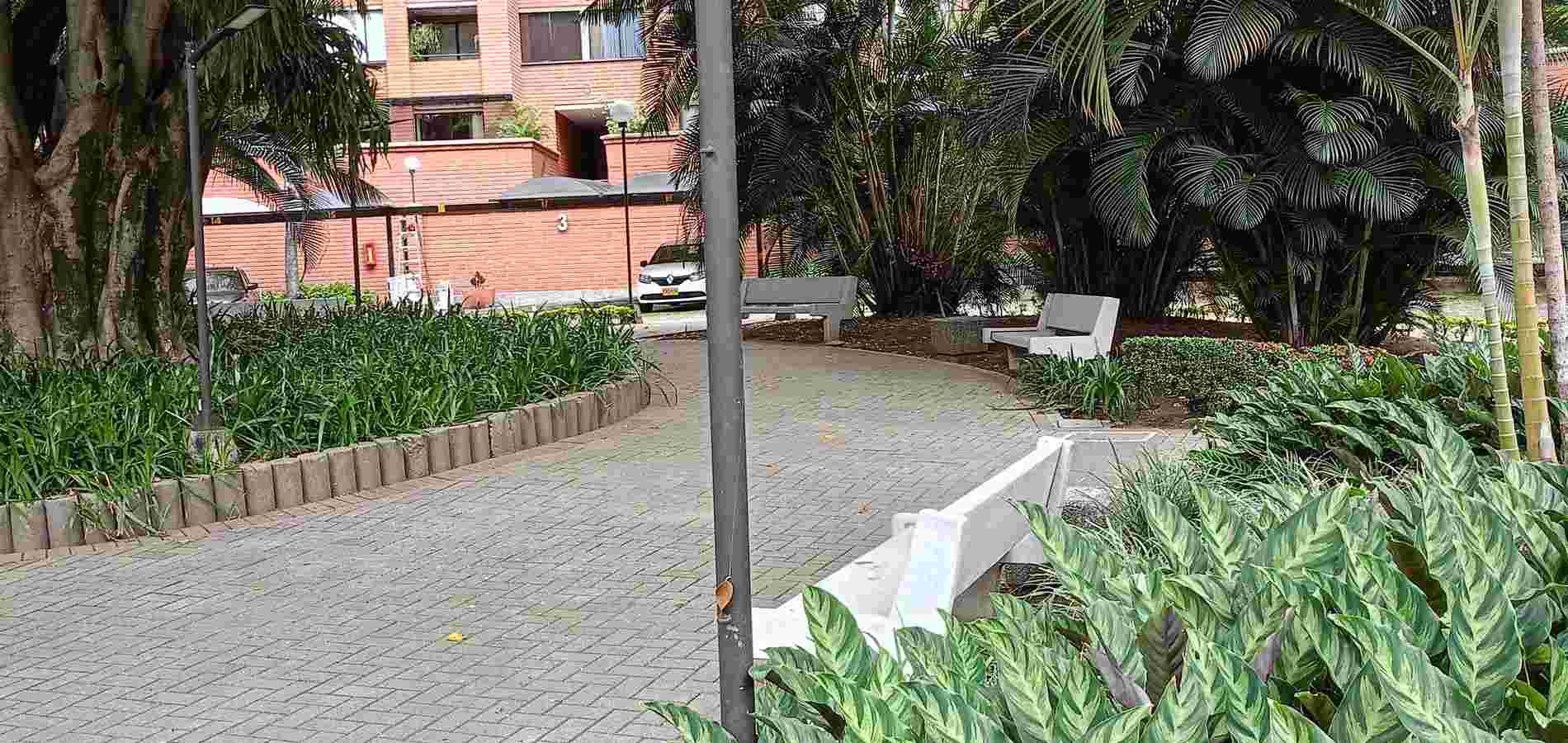 VENTA APARTAMENTO ENVIGADO EL PORTAL-1