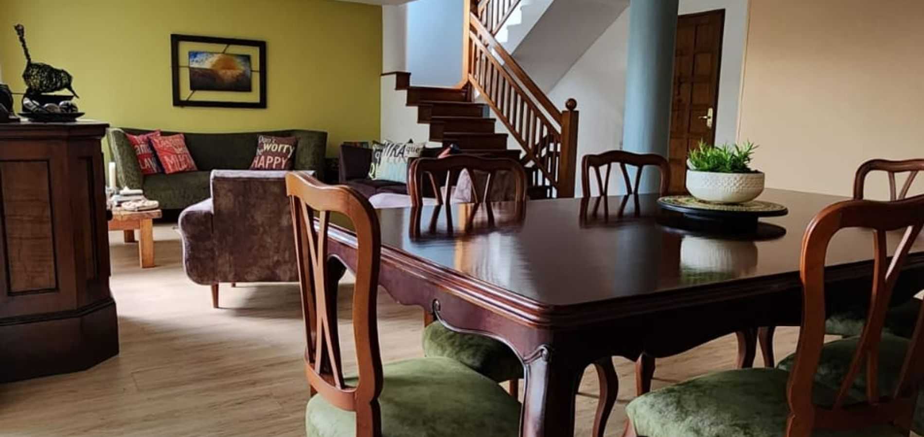 EN VENTA, CASA EN EL POBLADO, SECTOR SAN LUCAS, 3 NIVELES-1