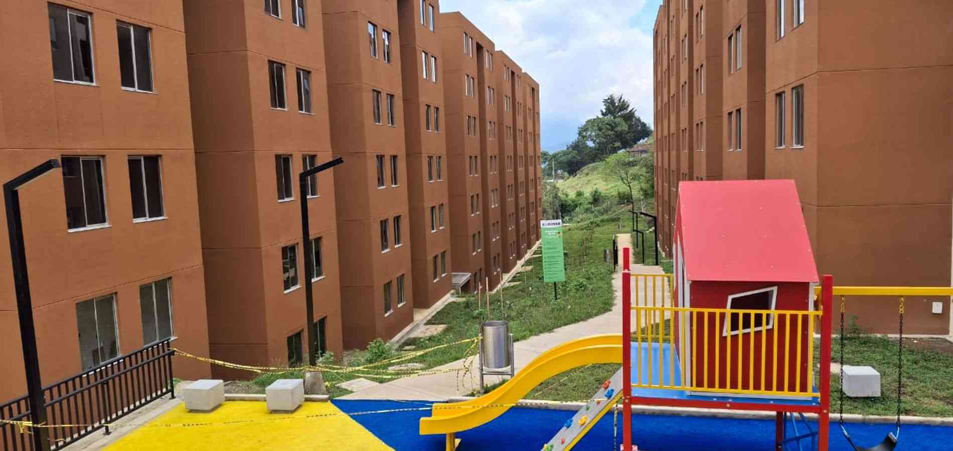 En venta apartamento para estrenar en San Antonio de Prado-1