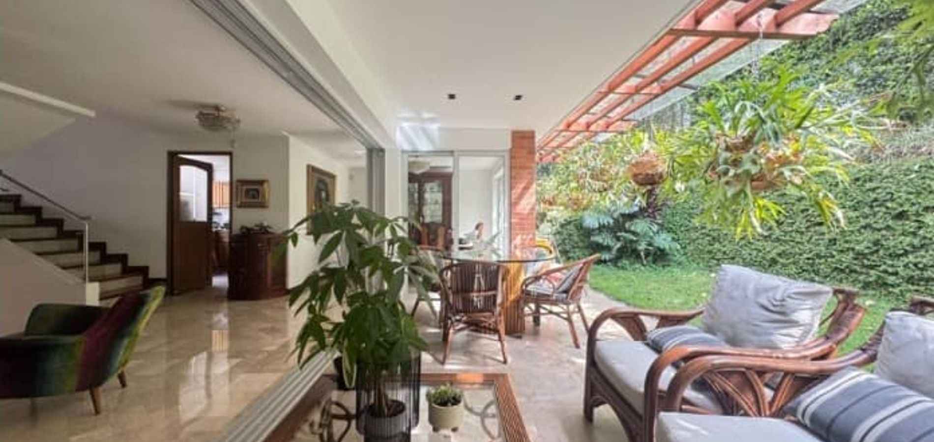 CASA EN VENTA EN EL POBLADO,MEDELLIN,SAN LUCAS-0