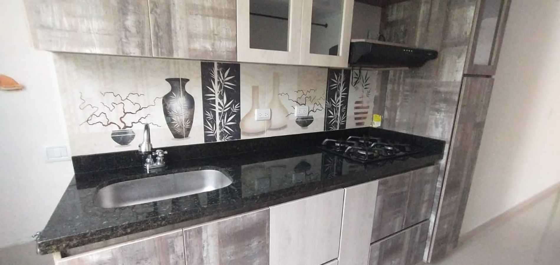 Apartamento en venta el cortijo en Robledo, Medellín-0