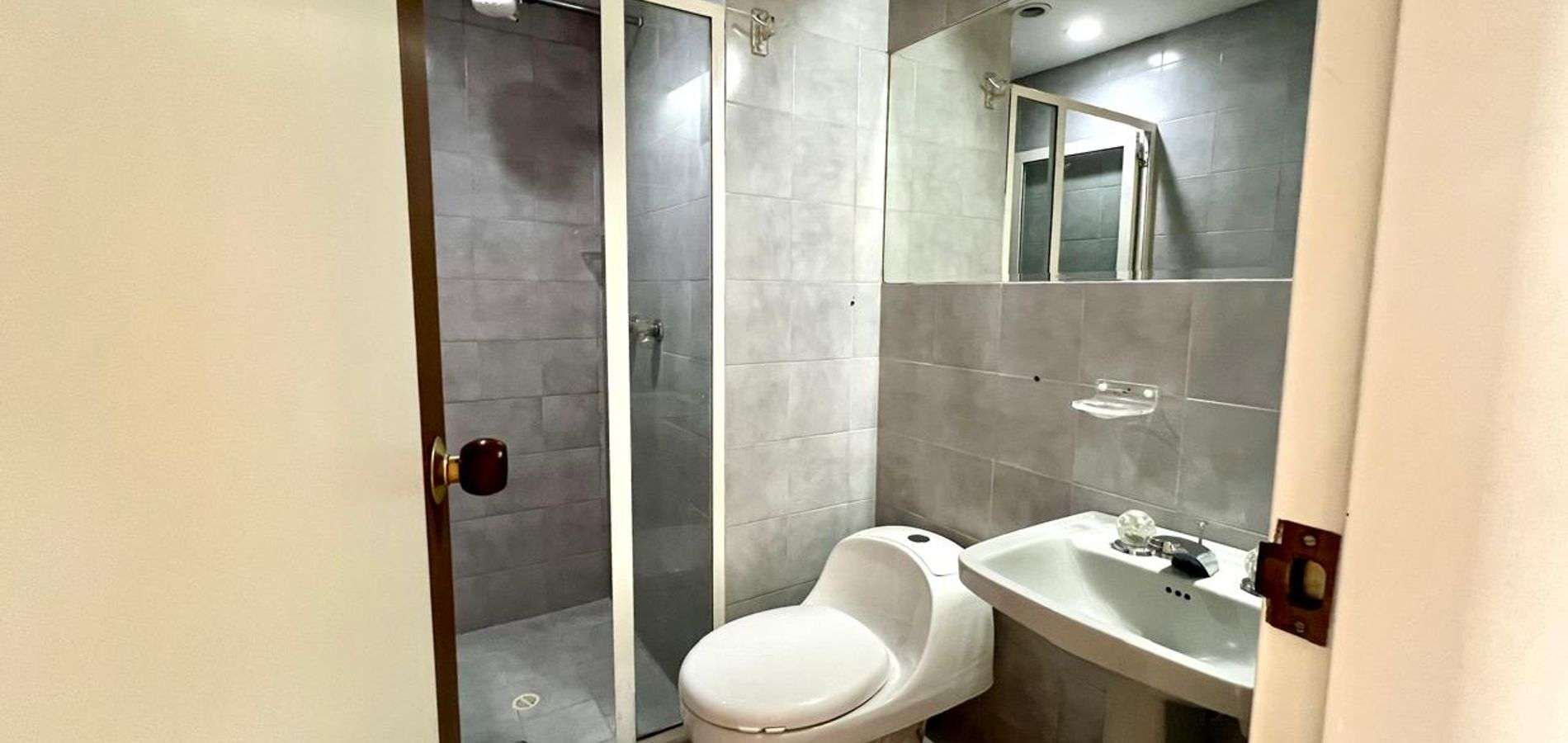 VENTA DE APARTAMENTO MEDELLÍN LA CASTELLANA-1