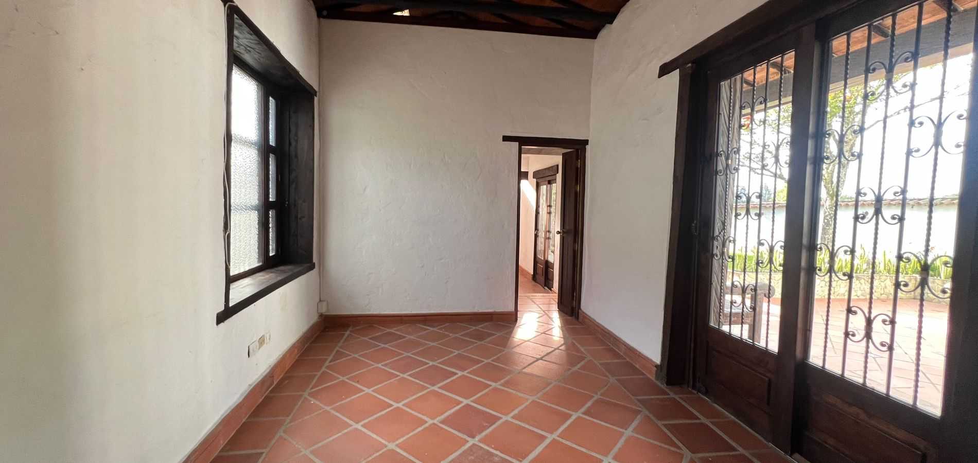 Casa finca en Llanogrande, vereda Cabeceras, a 800m2 aproxim-3
