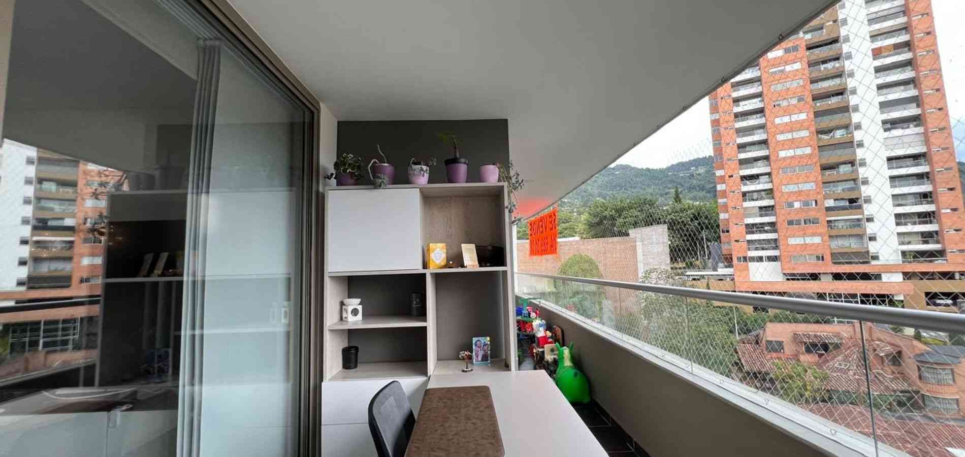 VENDO APARTAMENTO ENVIGADO 89 M