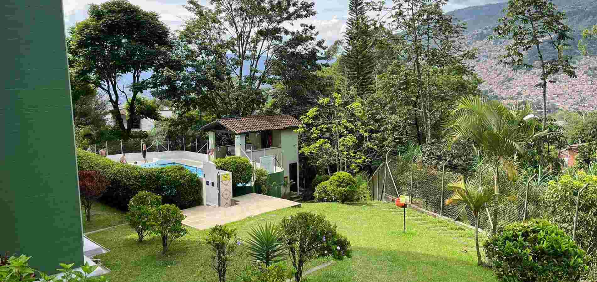 VENTA DE APARTAMENTO EN EL BARRIO LA MILAGROSA - MEDELLÍN-3