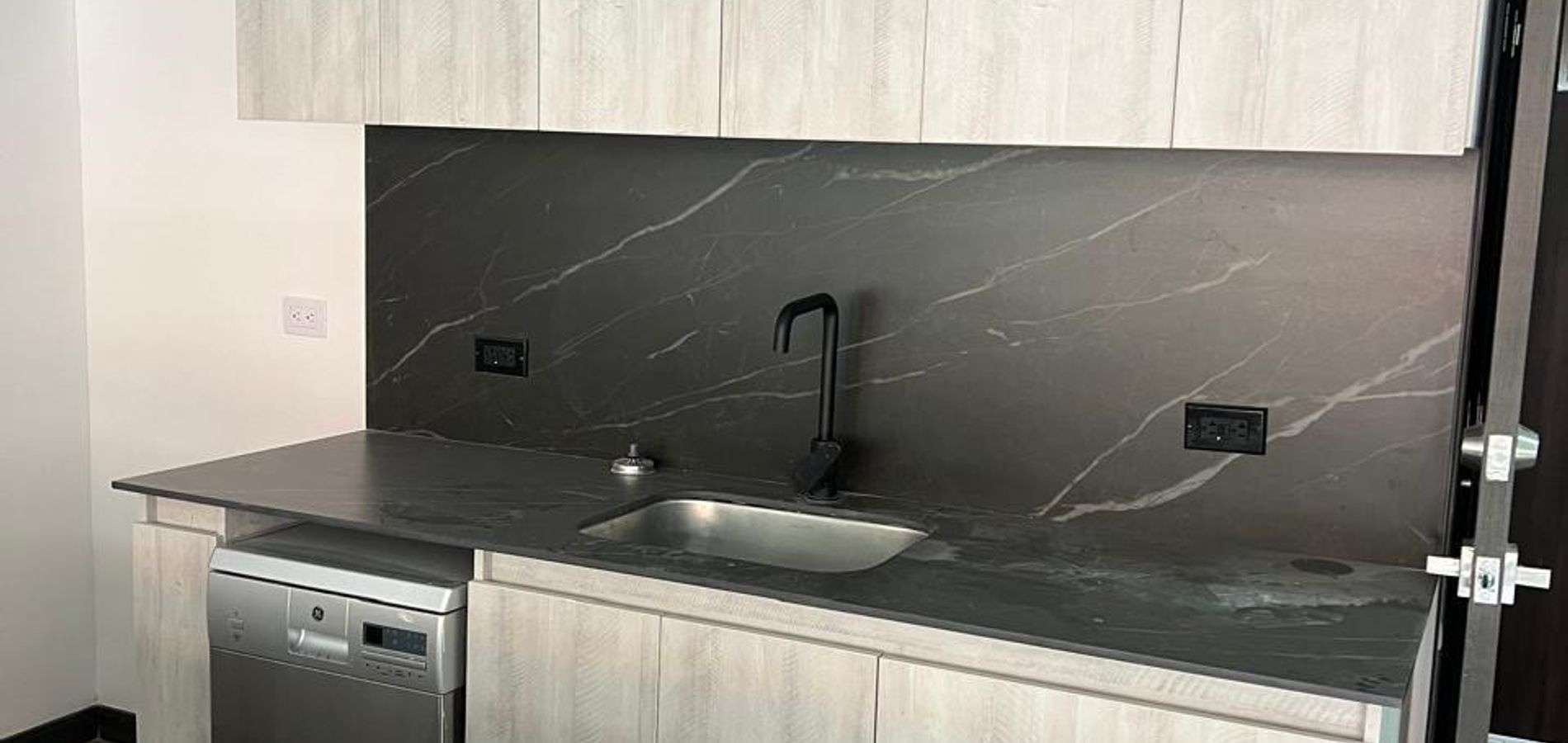 Apartamento en venta en El Retiro, Antioquia-0