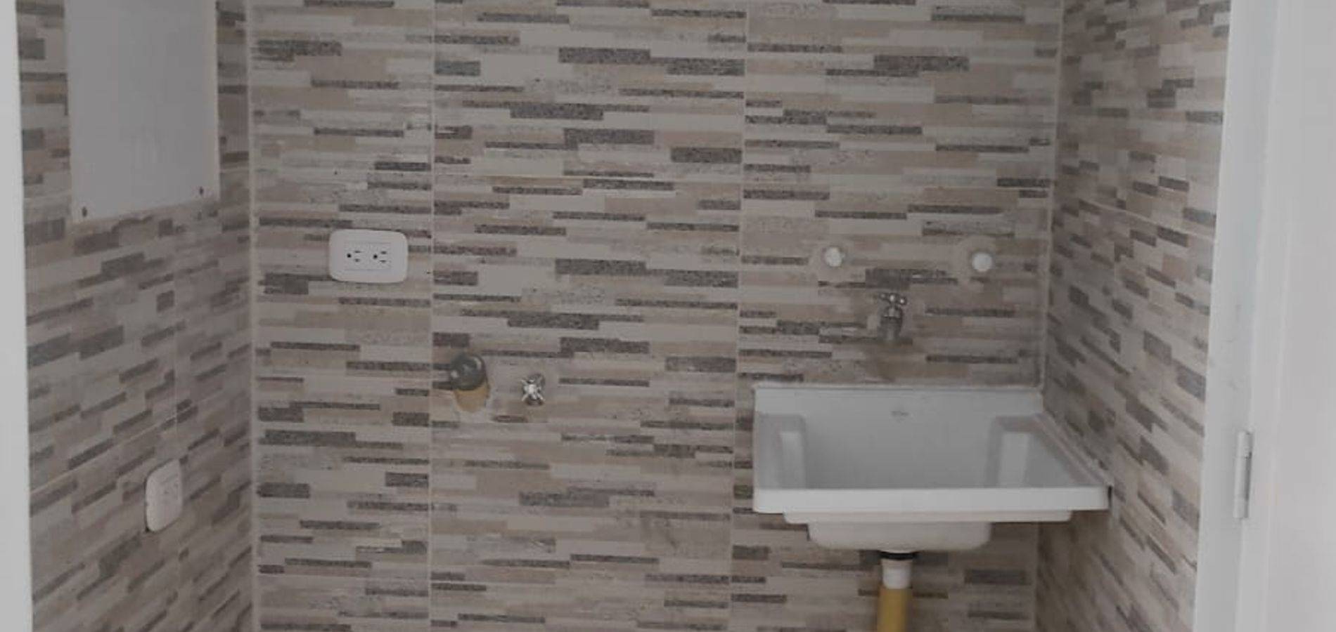 Apartamento en venta en Nariño Sur, Bogotá-2