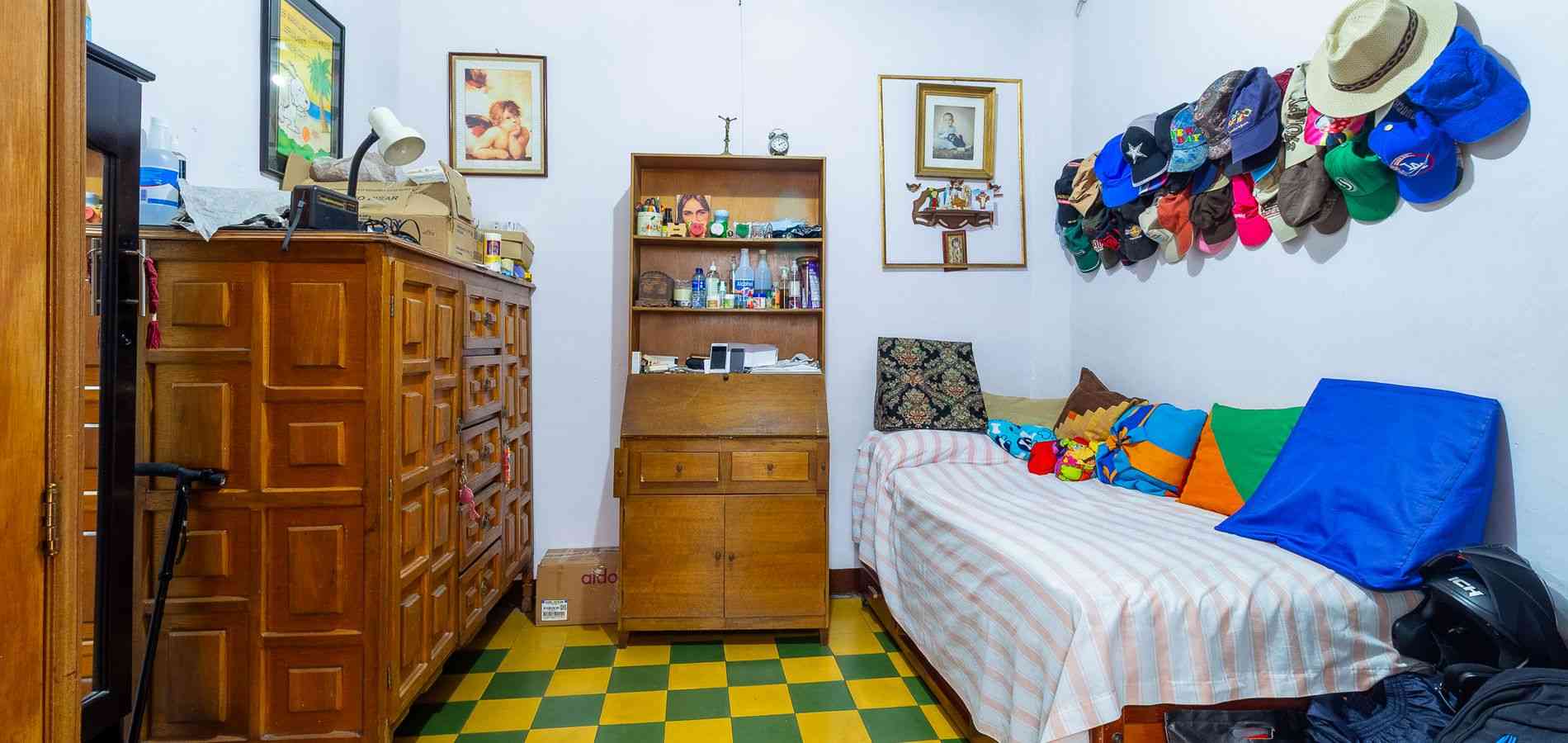 Manrique Central Medellín  Casa lote ideal para desarrollo