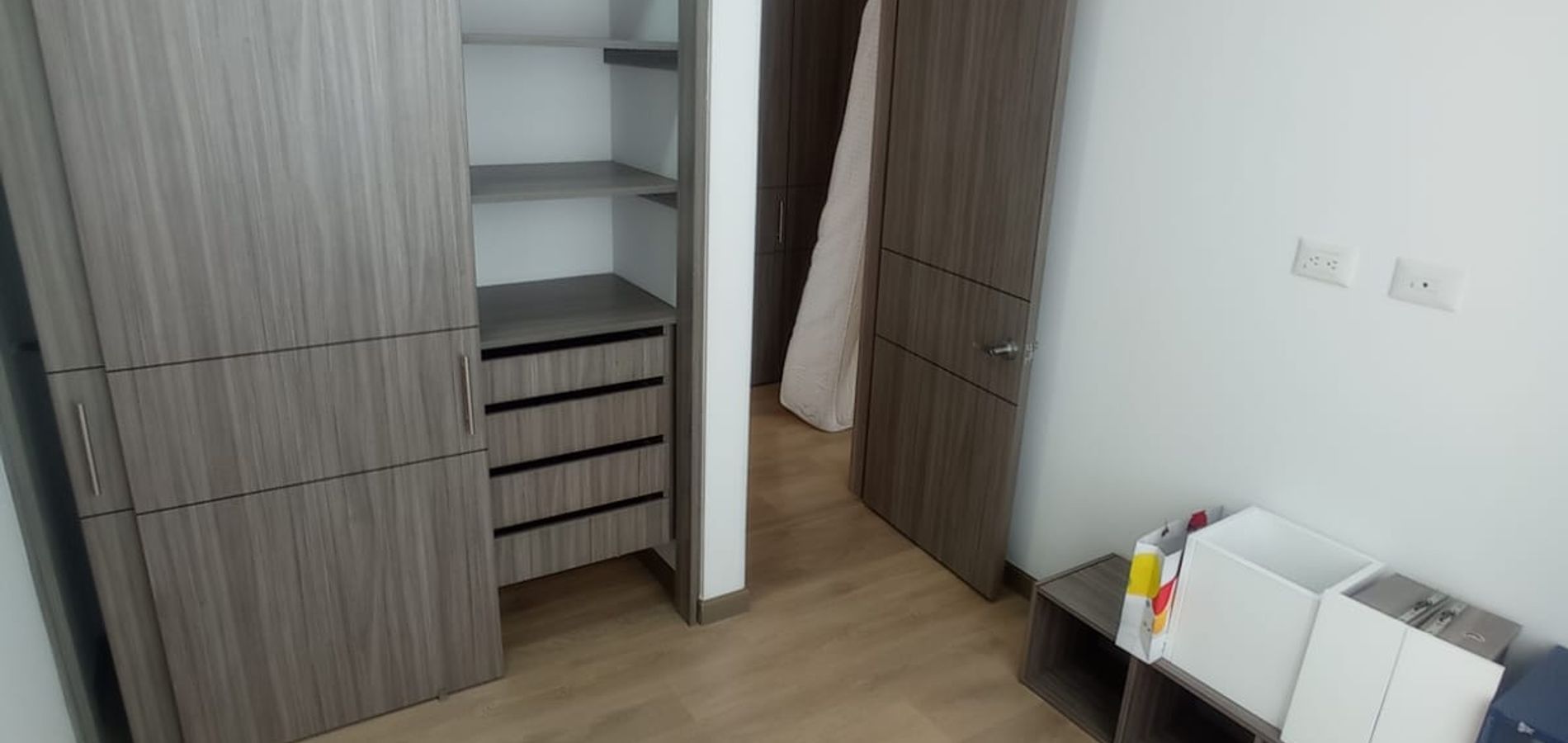 VENTA APARTAMENTO GRAN GRANADA-1
