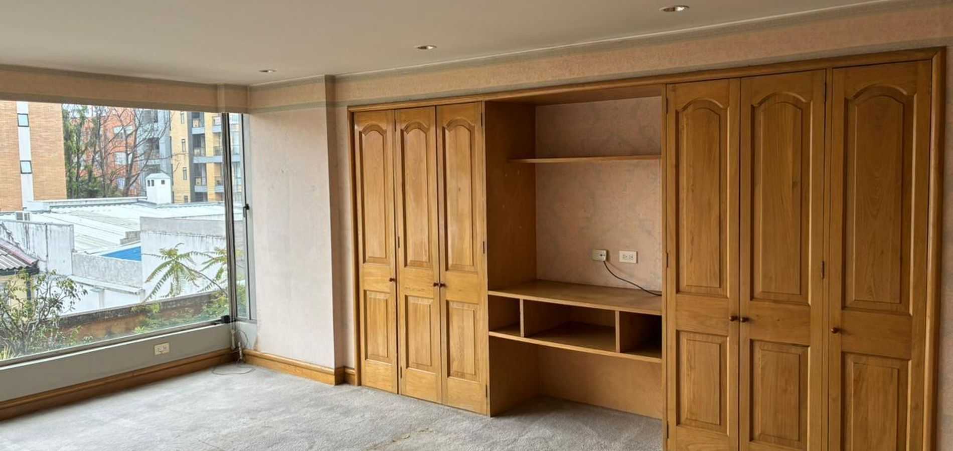 Apartamento en venta en Santa Paula-1