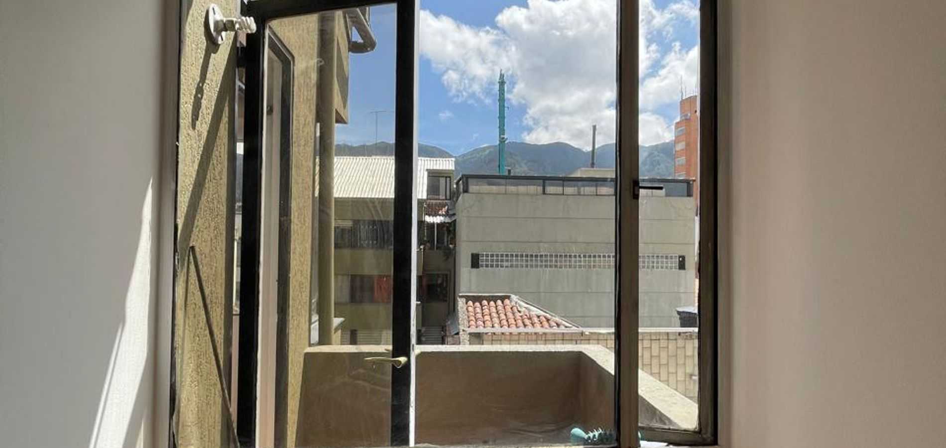 Apartamento en venta en Barrios Unidos, Bogotá-1