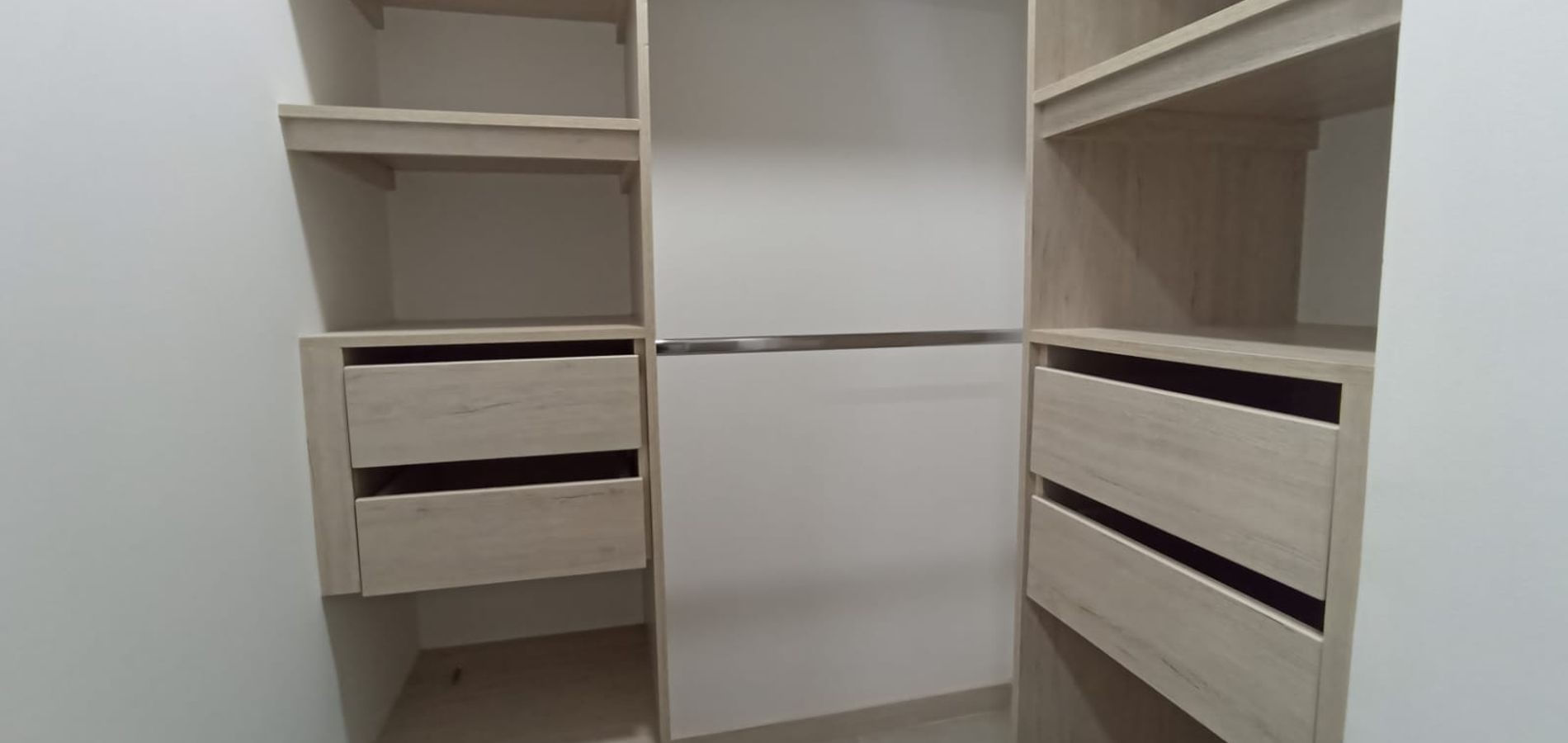 Apartamento en venta - Maderos del Retiro-3