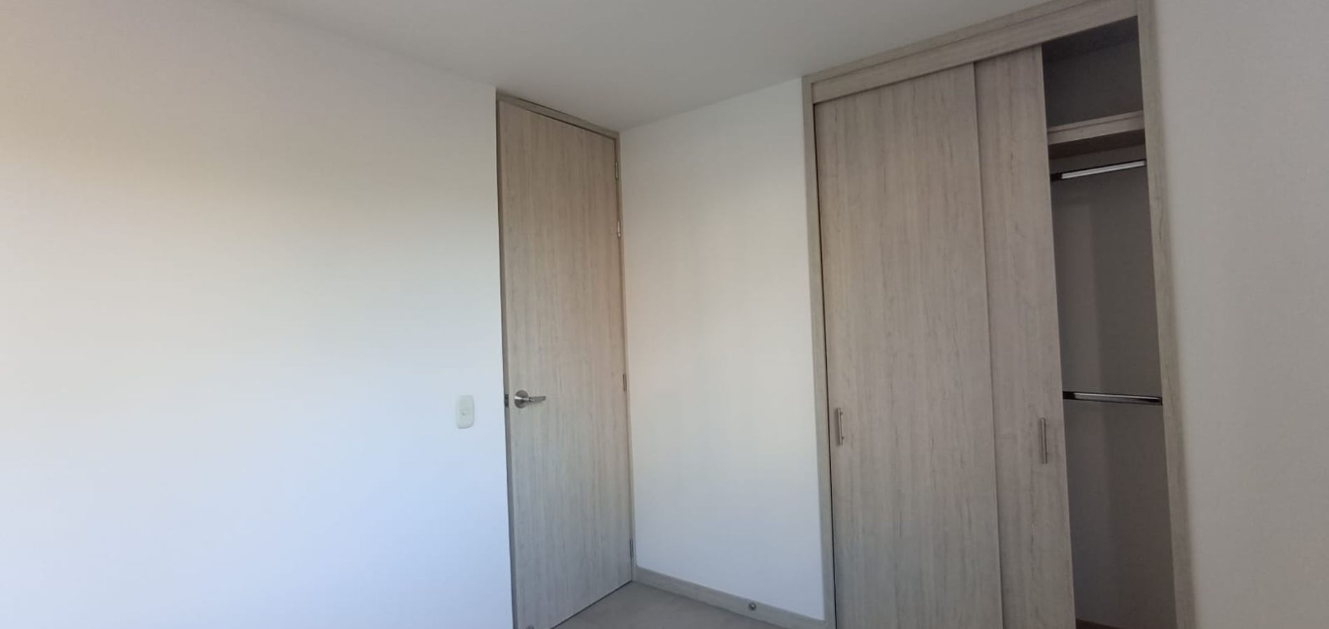 Apartamento en venta - Maderos del Retiro