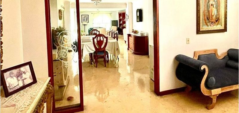 Casa en Venta en Medellín, El Poblado-7