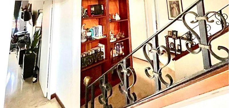 Casa en Venta en Medellín, El Poblado-12
