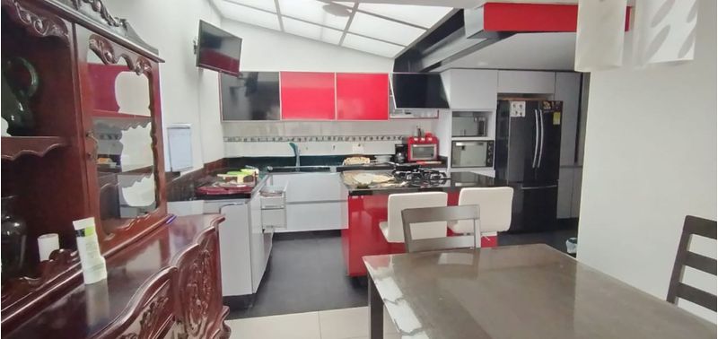 Casa en Venta en Bogotá, D.C., Cedritos-3