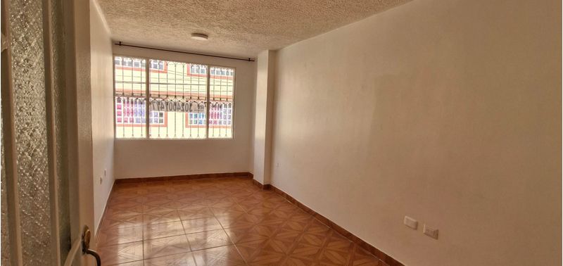 Casa en Venta en Madrid, El Triunfo-1