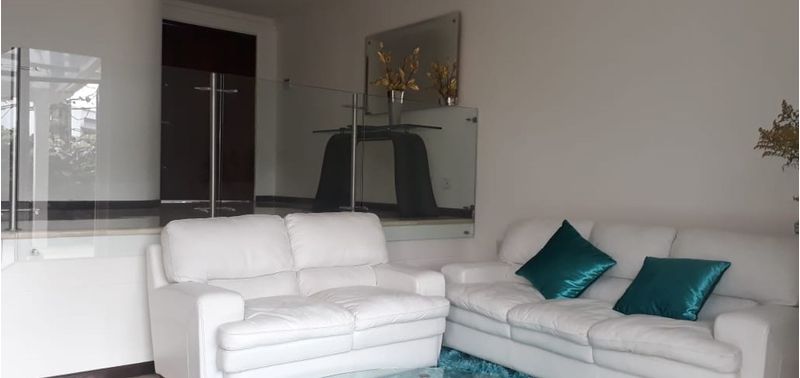 Casa en Venta en Medellín, Altos del Poblado-0