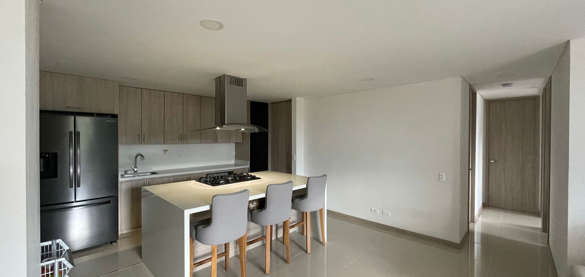 Apartamento en Venta en Envigado, Camino Verde-1