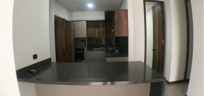 Apartamento en Venta en Medellín, Las Palmas-0