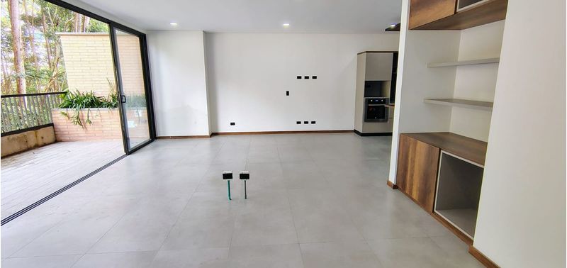 Apartamento en Venta en Medellín, Las Palmas-1