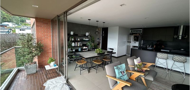 Apartamento en Venta en Medellín, Altos del Poblado