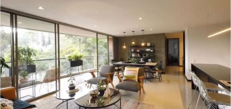 Apartamento en Venta en Medellín, Altos del Poblado-2