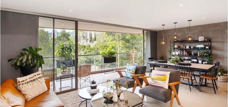 Apartamento en Venta en Medellín, Altos del Poblado-5