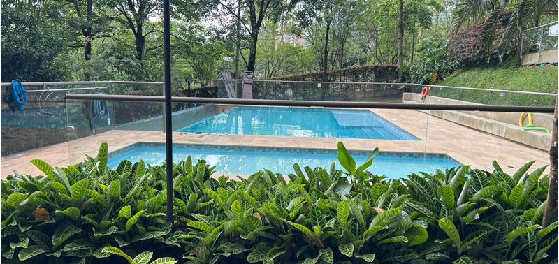 Apartamento en Venta en Medellín, Altos del Poblado-21