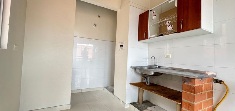 Apartamento en Venta en Madrid, Reserva de Madrid-4