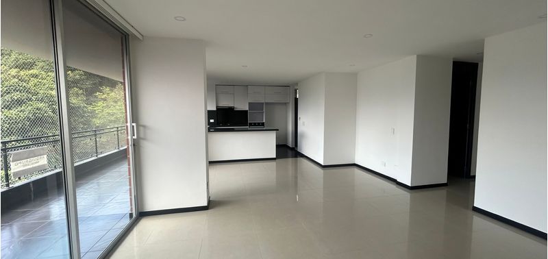 Apartamento en Venta en Medellín, Lleras-5