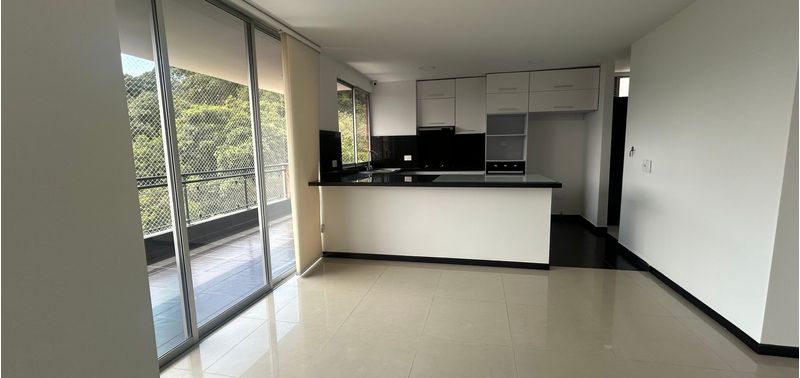 Apartamento en Venta en Medellín, Lleras-7