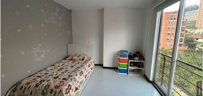 Apartamento en Venta en Medellín, Lleras-13