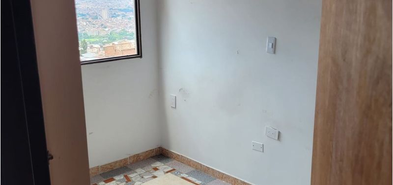 Apartamento en Venta en Medellín, Castilla-5