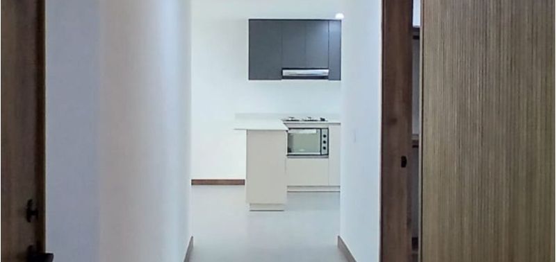 Apartamento en Venta en Medellín, Laureles-0