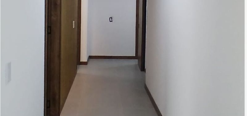 Apartamento en Venta en Medellín, Laureles-1