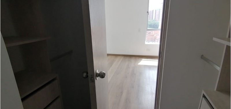 Apartamento en Venta en Sabaneta, Calle Nueva-4