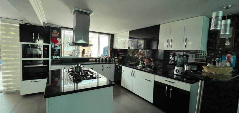 Casa en Venta en Bogotá, D.C., Mandalay I Sector-0