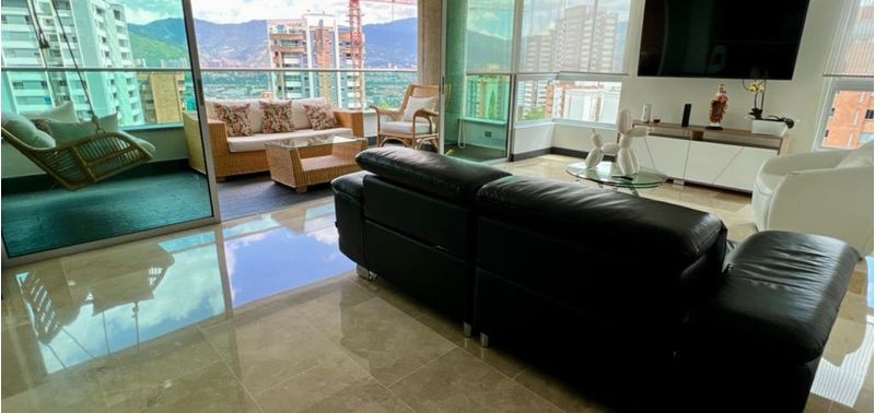 Apartamento en Venta en Medellín, El Poblado-1